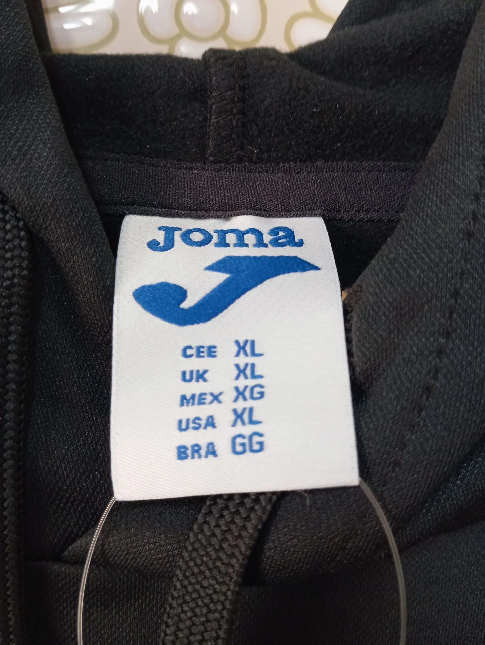 Sudadera Joma negra y verde flúor con capucha - Talla XL (Nueva con etiqueta) – photo 3